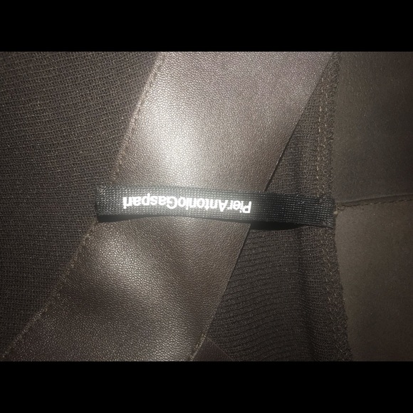 Top - Picture 3 of 4